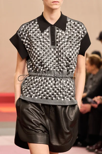 Look 96